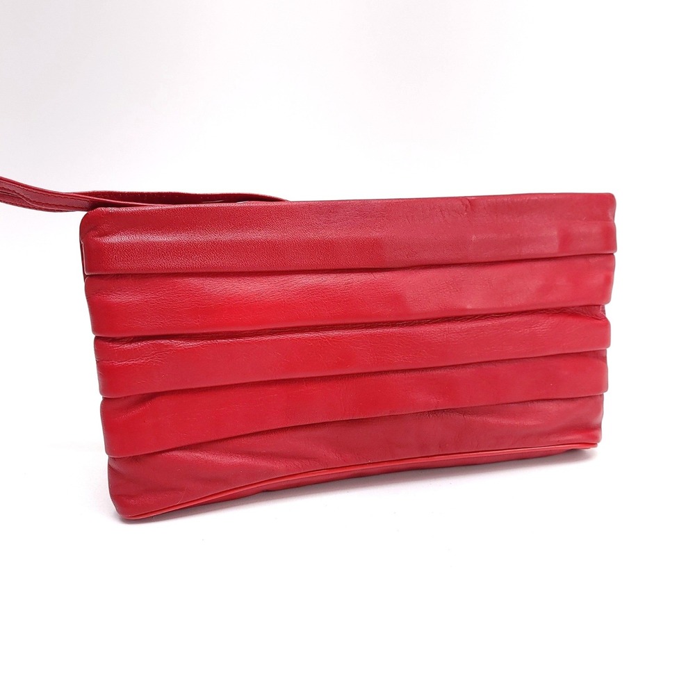 Vintage Red Leather Pleated Wristlet Clutch Bag Zip Hong Kong Old Hollywood